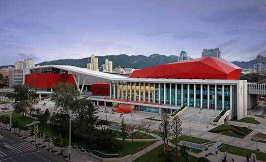 德宏傣族景颇族自治州通知公告的测试信息，内容可以在后台发布编辑删除